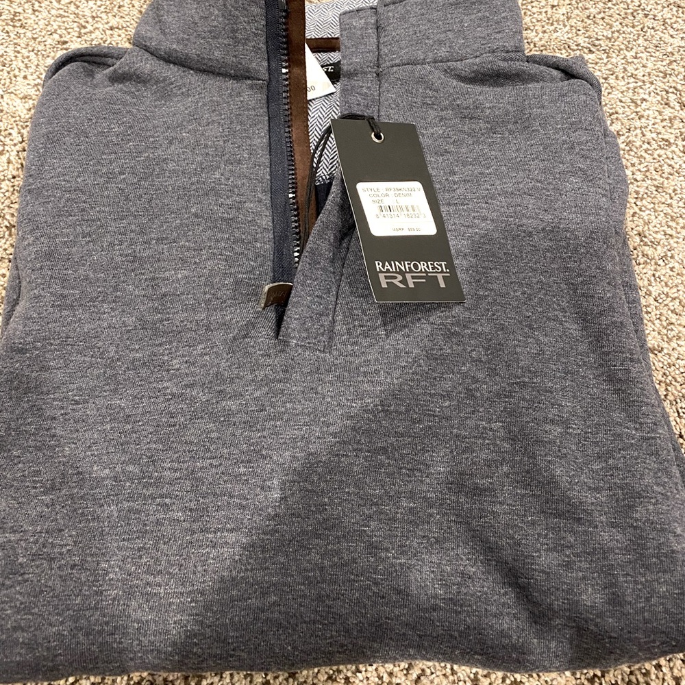 NWT MEN’S PULLOVER